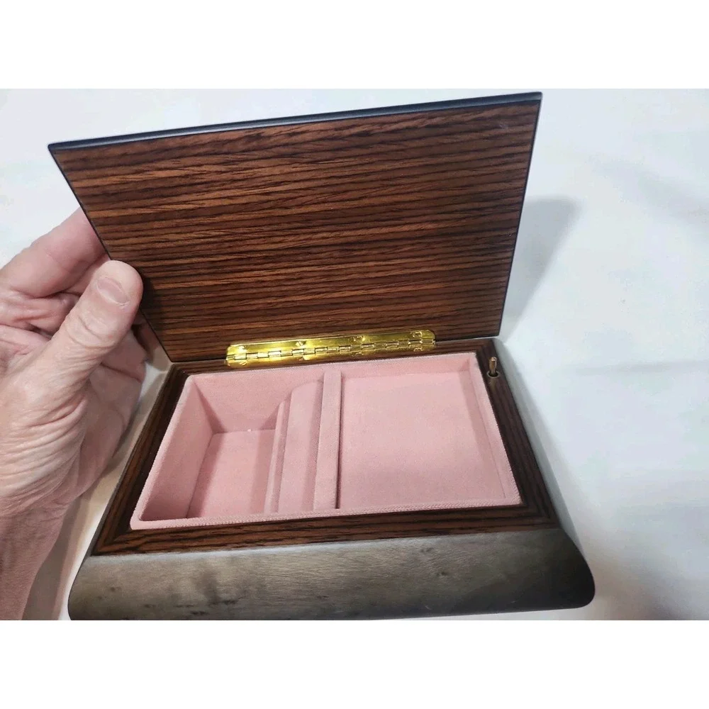 Vintage~Italian Music ~Jewelry Box~Wood Inlay~Mandolin Violin ~Pink Velvet Lined